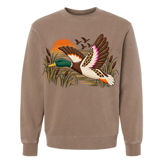 Wild Wings Duck Hunting Sweatshirt | Women’s Mallard Graphic Crewneck